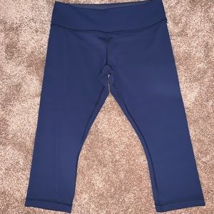 Lululemon Wunder Under navy crop leggings, size 10